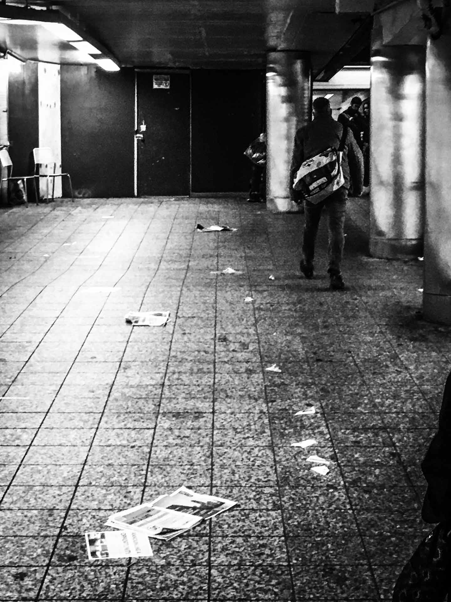 Uptown 8th Ave local platform, New York. Photo by C. Jama Adams