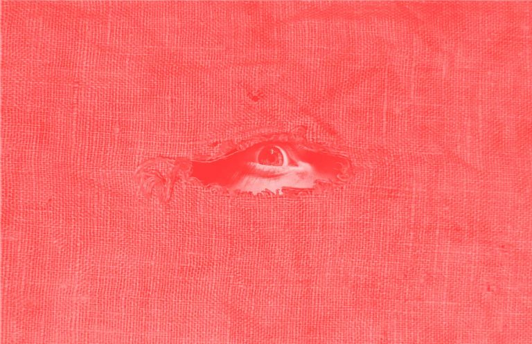 Tear-in-the-fabric-v3 Photography by Tommy Van Kessel