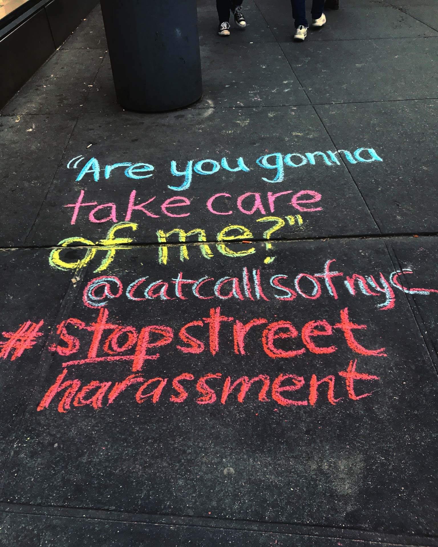 © Sophie Sandberg. Temporary graffiti made with chalk by Sophie Sandberg in New York City for the art street action @Catcallofnyc to stop harassment