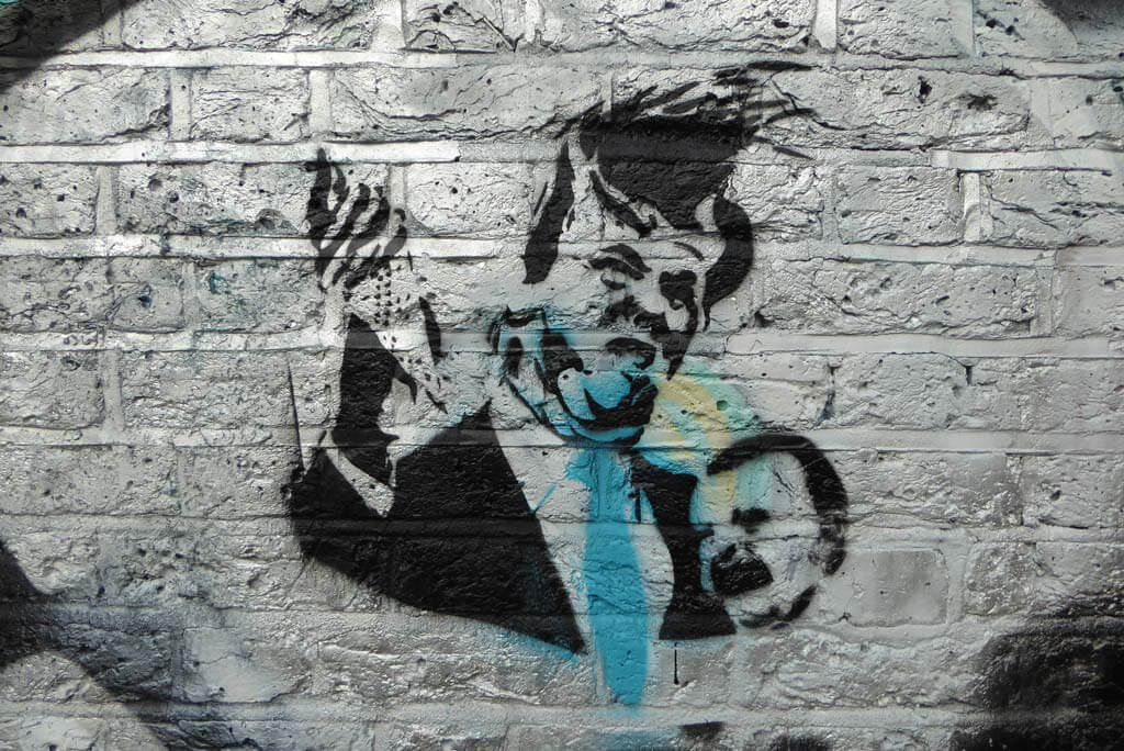 Trump-Wall-with-icecream-and-baby-street-art Photo by Duncan C